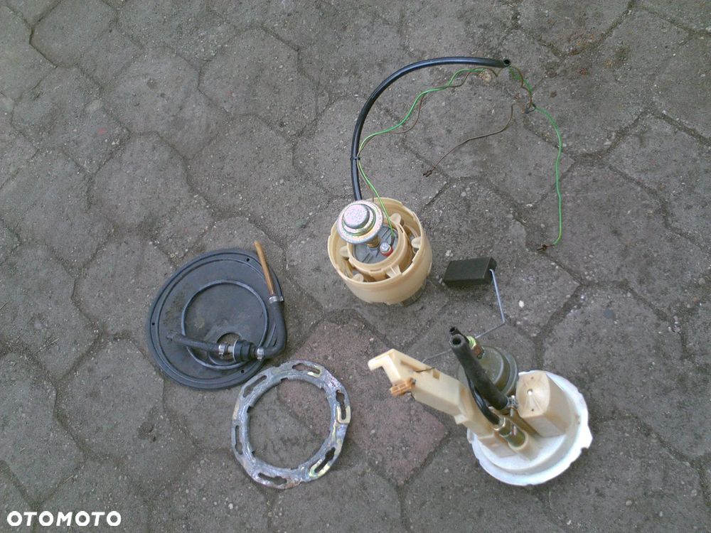 Audi 100 c3 c4 zderzak fotele drzwi klapa lampy kanapa wnetrze boczki kokpit i inne silnik 1,8 oraz 2,3benzyna - 31