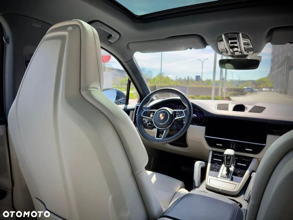 Porsche Cayenne E-Hybrid - 5