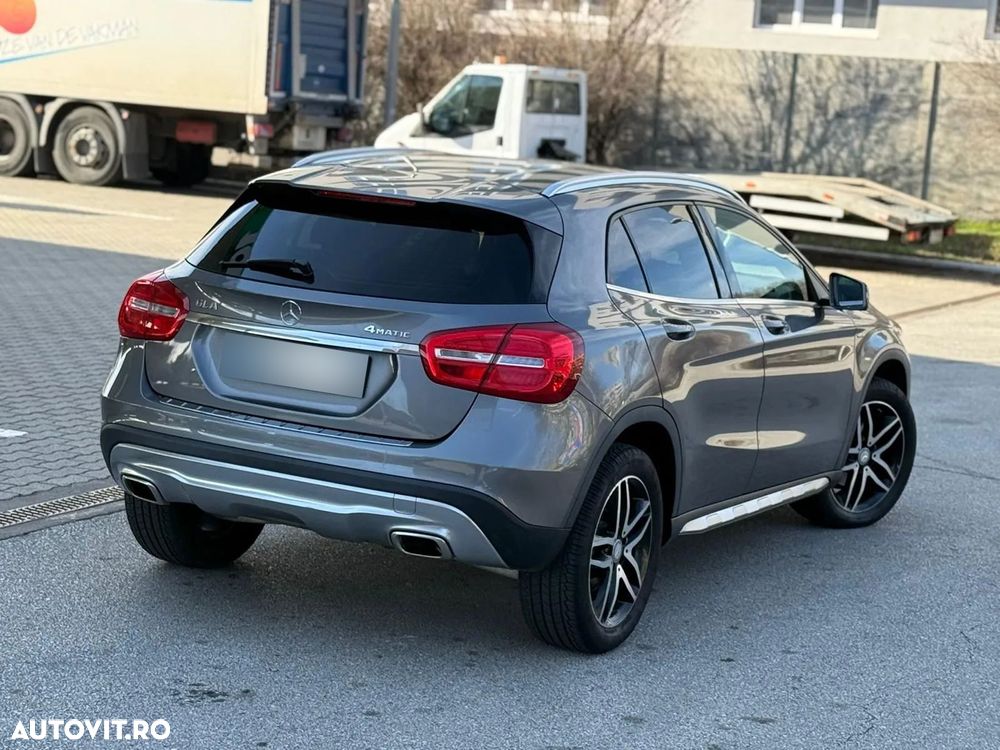 Mercedes-Benz GLA 200 d 4MATIC Aut. - 5