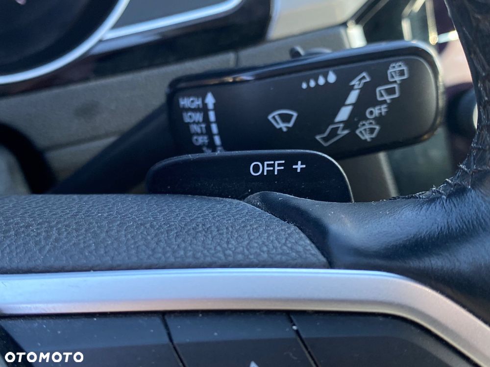 Volkswagen Passat - 22