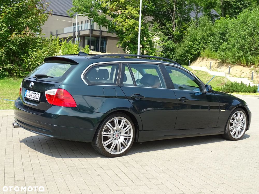 BMW Seria 3 325xi - 2