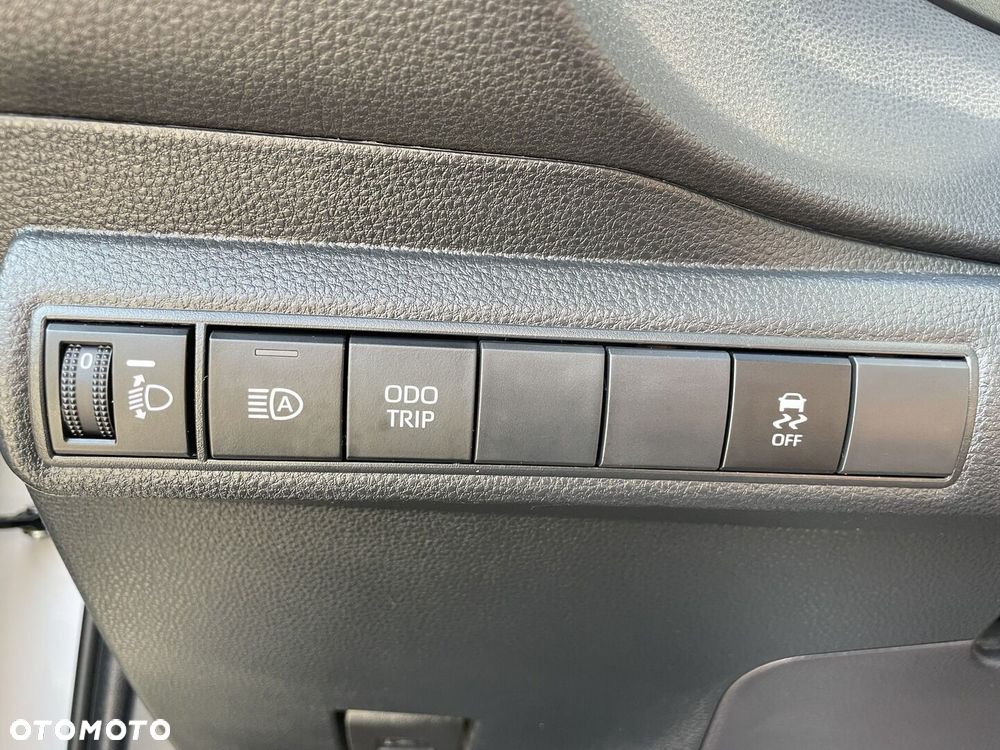 Toyota Corolla 1.8 Hybrid Comfort - 28