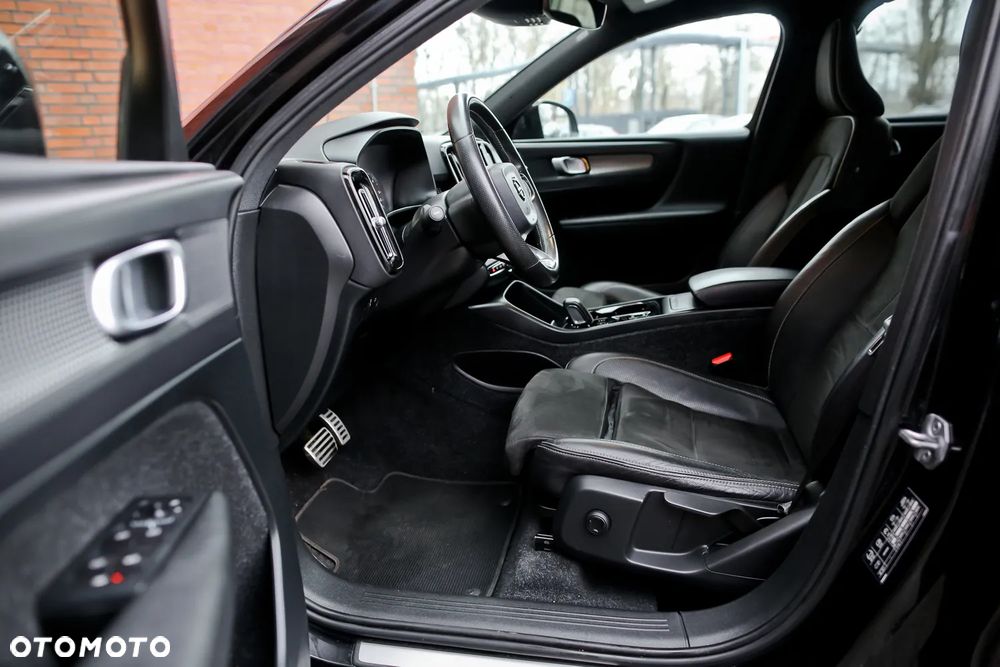 Volvo XC 40 D3 Geartronic R-Design - 19