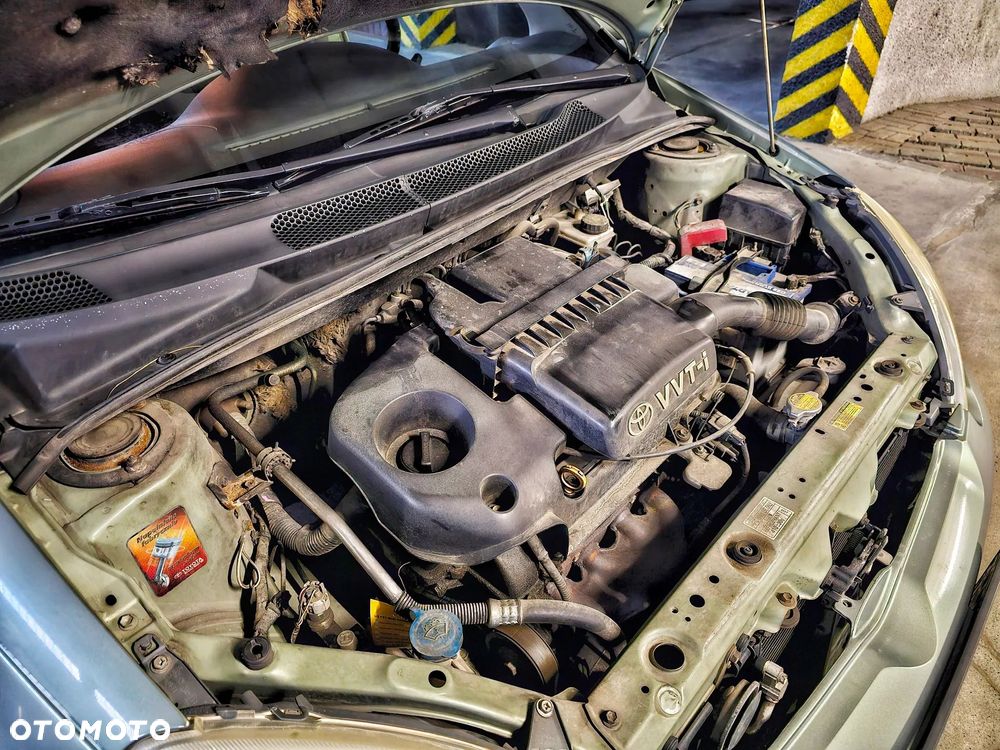 Toyota Yaris 1.3 Terra - 14