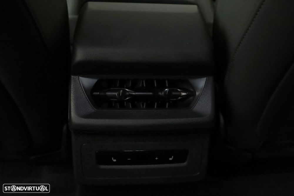 Audi Q6 e-tron 100 kWh Performance SE Business - 23