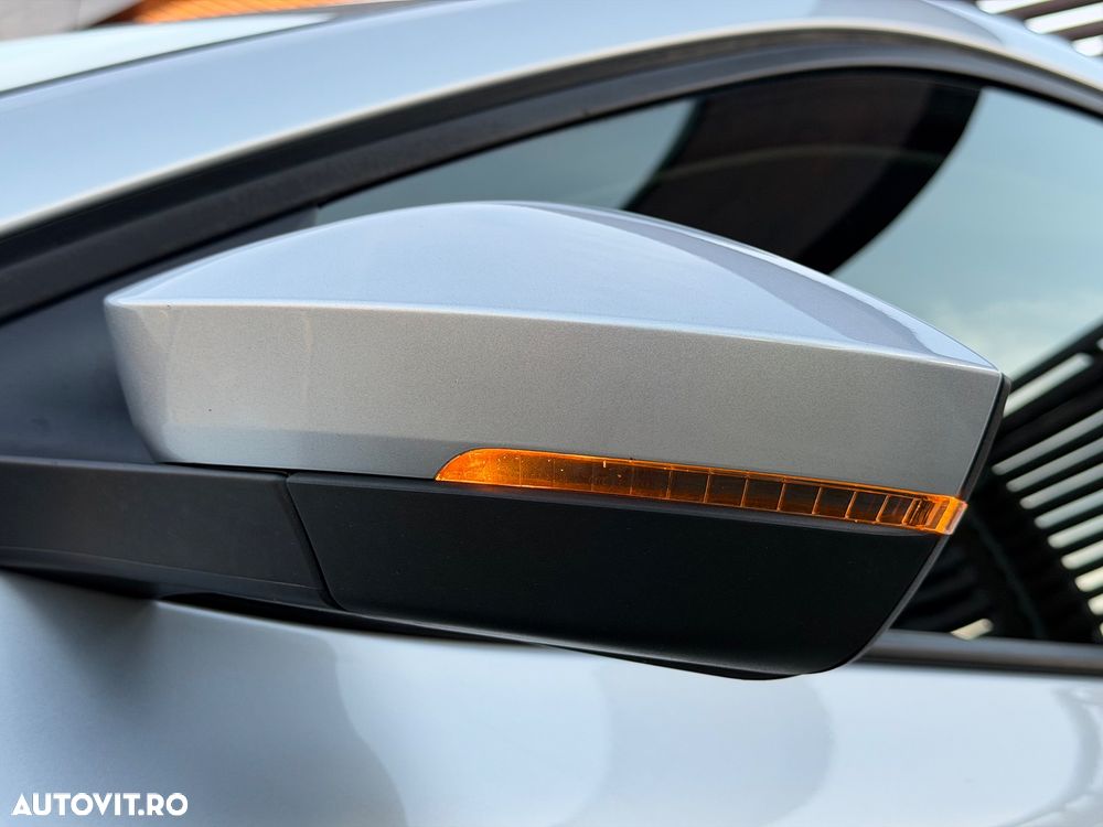 SKODA Octavia 2023 — imagine 11