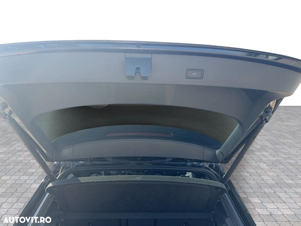Volkswagen T-Roc R 2.0 TSI 4Motion DSG - 13