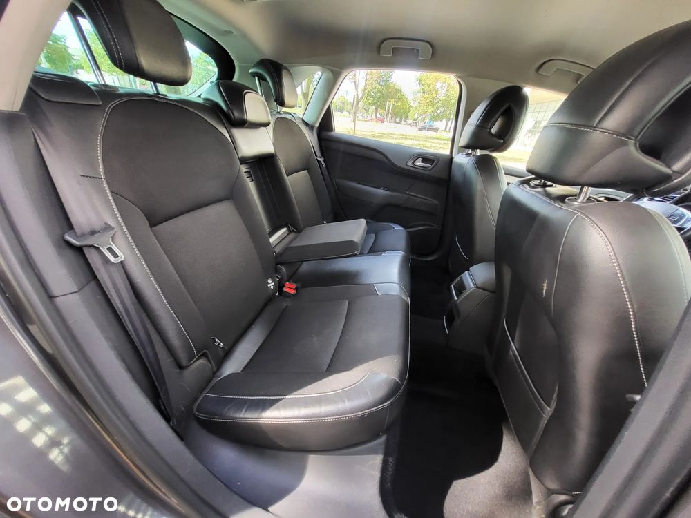 Citroën C4 1.6 BlueHDi Feel - 28