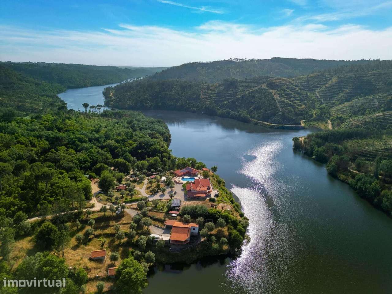 Quinta 10.5 ha - Grande imagem: 3/48