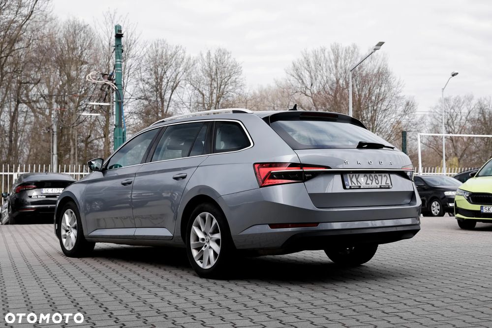 Skoda Superb 2.0 TDI SCR 4x4 Ambition DSG - 6