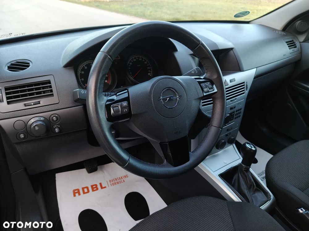 Opel Astra 1.4 Edition - 11