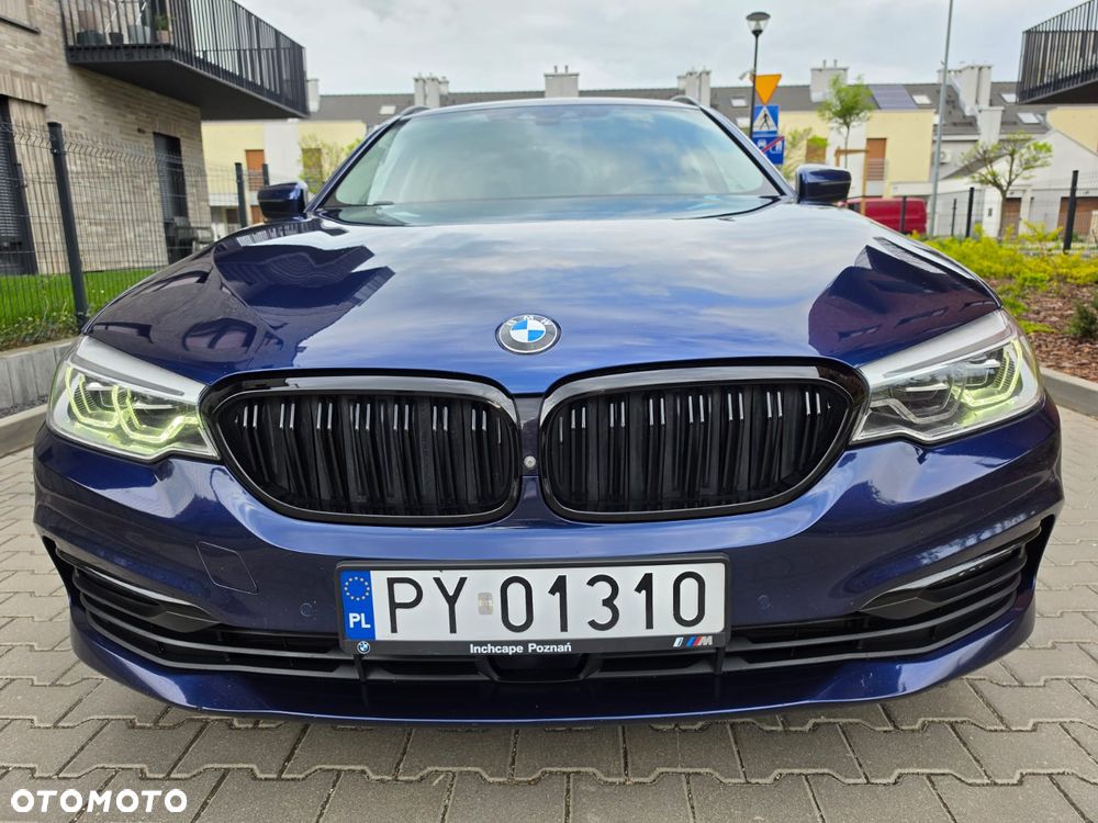 BMW Seria 5 530d Sport Line - 3