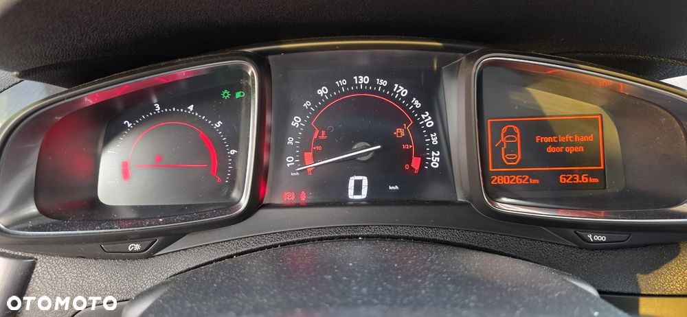 Citroën DS5 2.0 HDi SoChic - 22