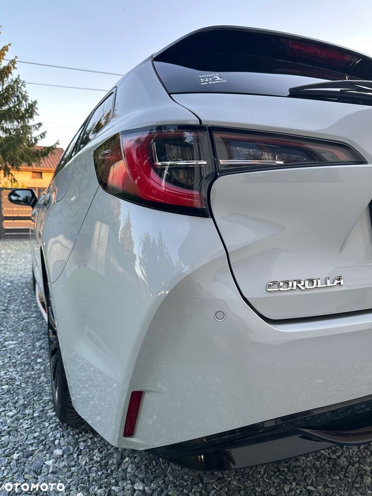 Toyota Corolla 2.0 Hybrid GR Sport - 27