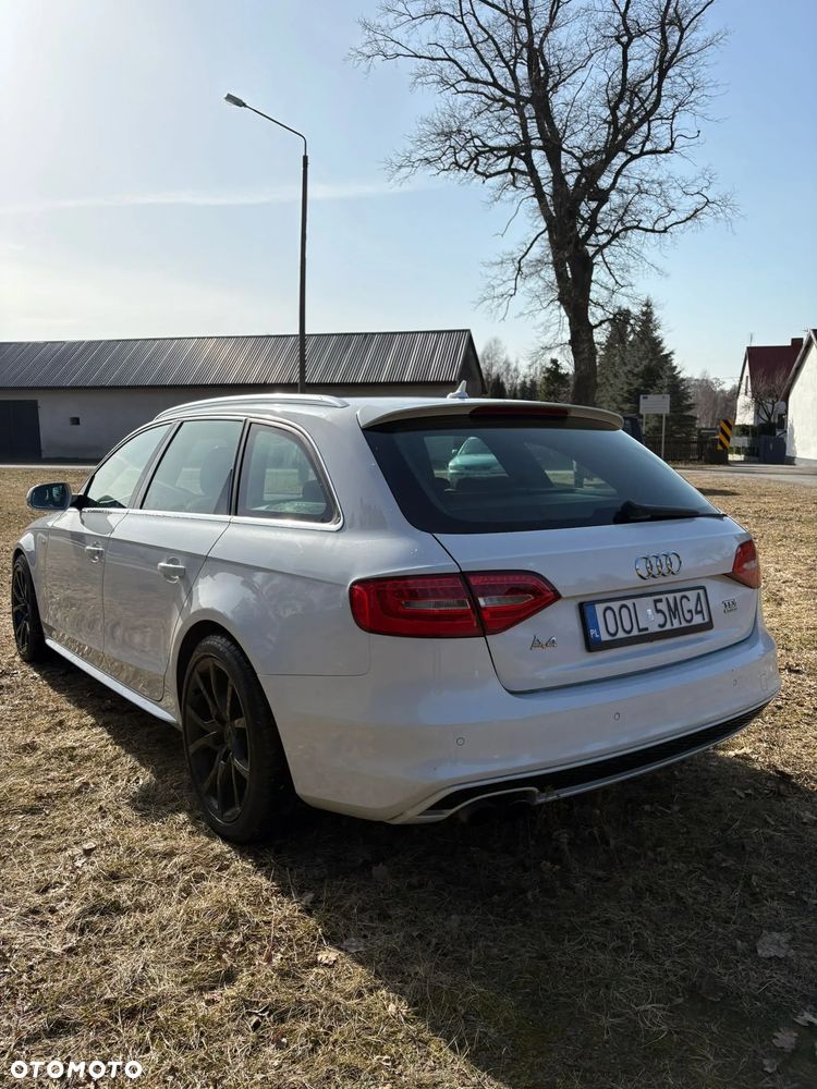 Audi A4 Avant - 4