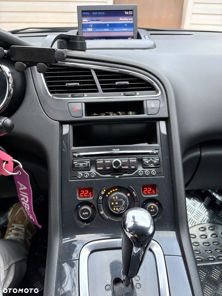 Peugeot 5008 - 4