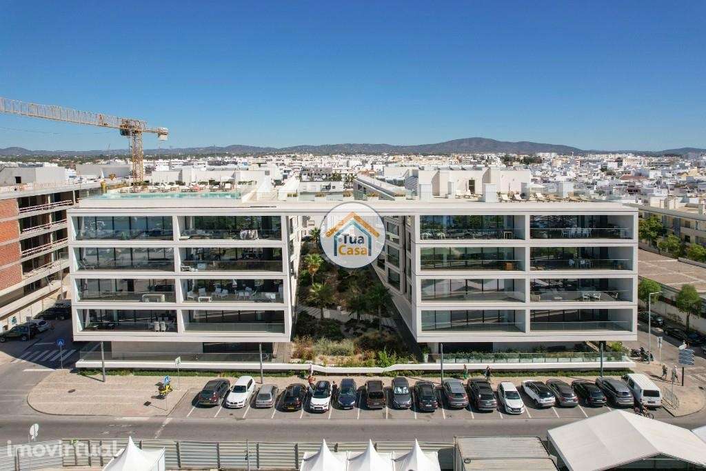 Apartamento T4 de Luxo com Piscinas no Rooftop - Grande imagem: 2/60