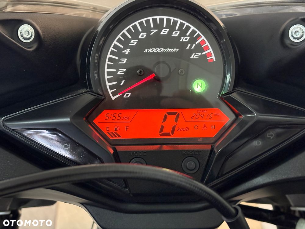 Honda CBR - 13