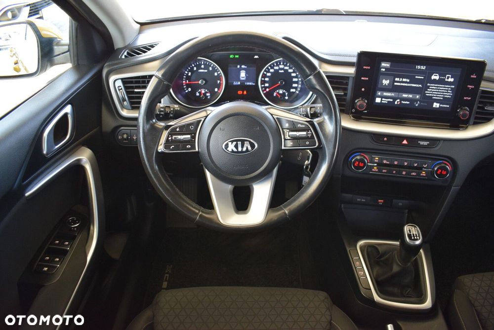 Kia XCeed - 17
