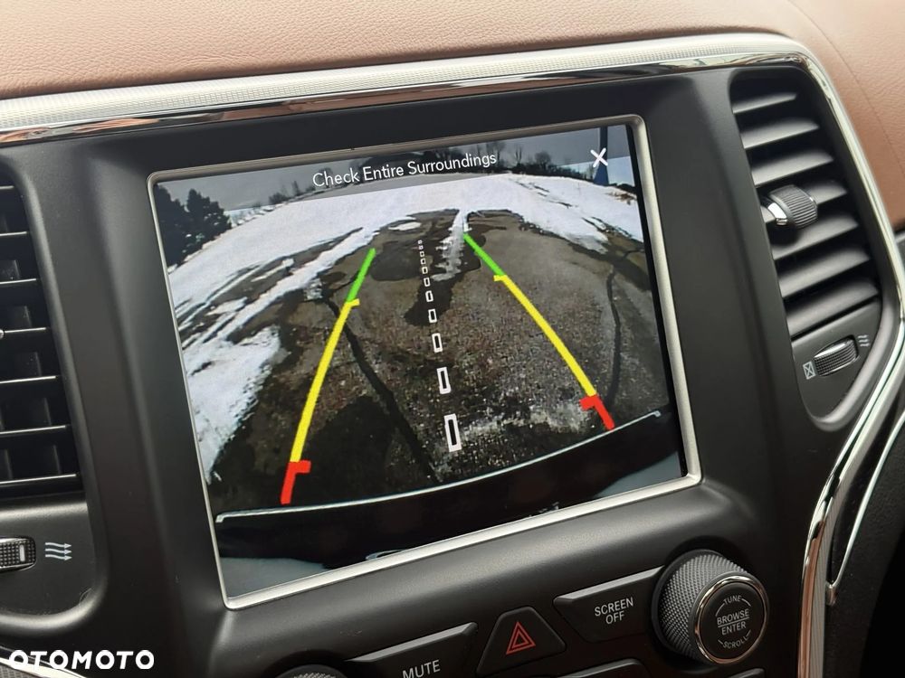 Jeep Grand Cherokee 5.7 V8 Summit - 26