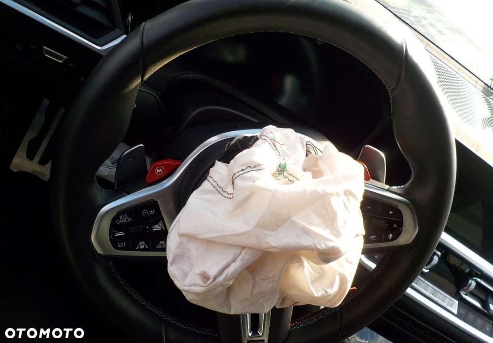 BMW M3 M Competition xDrive sport - 36