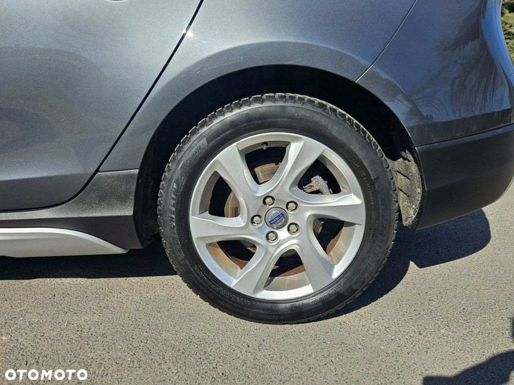 Volvo V40 Cross Country D2 Momentum - 24
