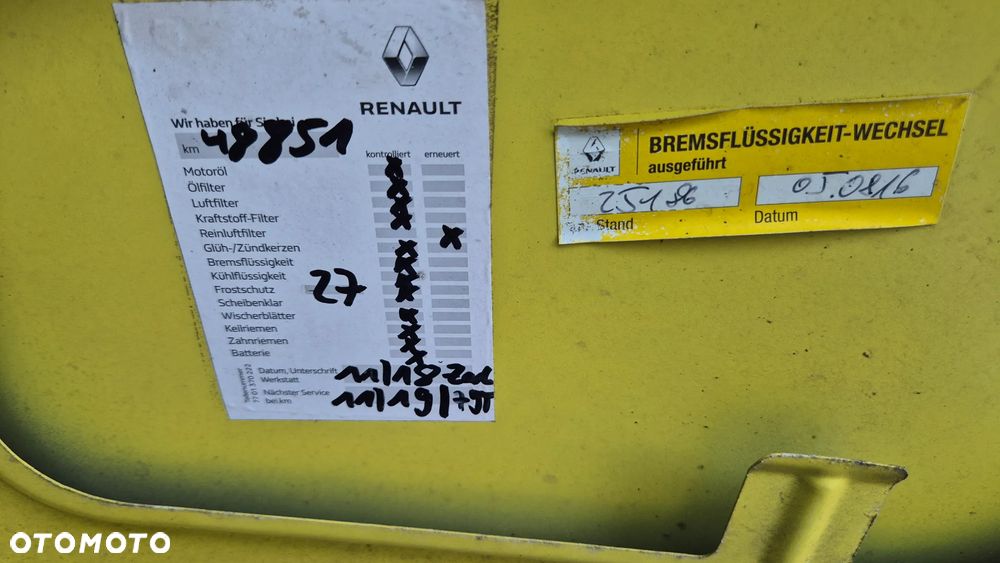 Renault Clio - 19