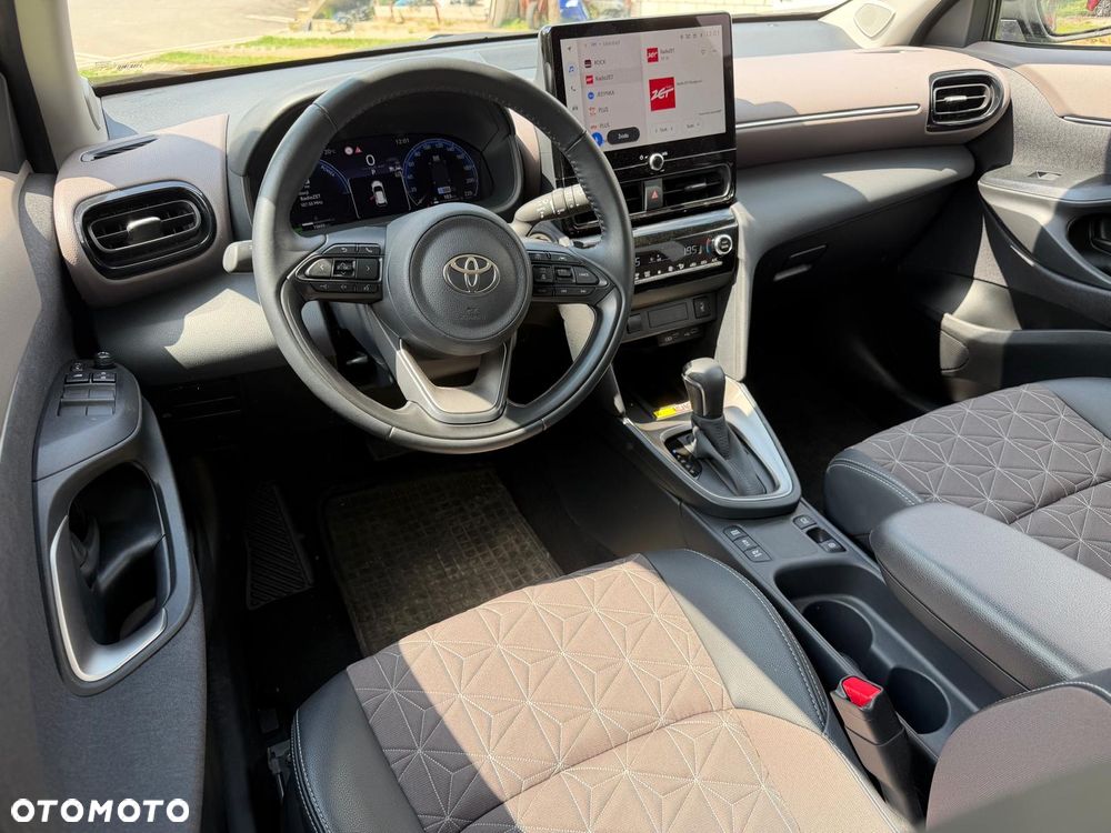 Toyota Yaris Cross Hybrid 1.5 Executive - 11