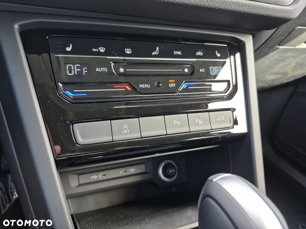 Volkswagen Touran 1.5 TSI EVO Comfortline Plus DSG - 13