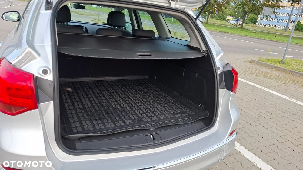 Opel Astra 1.6 Enjoy - 10