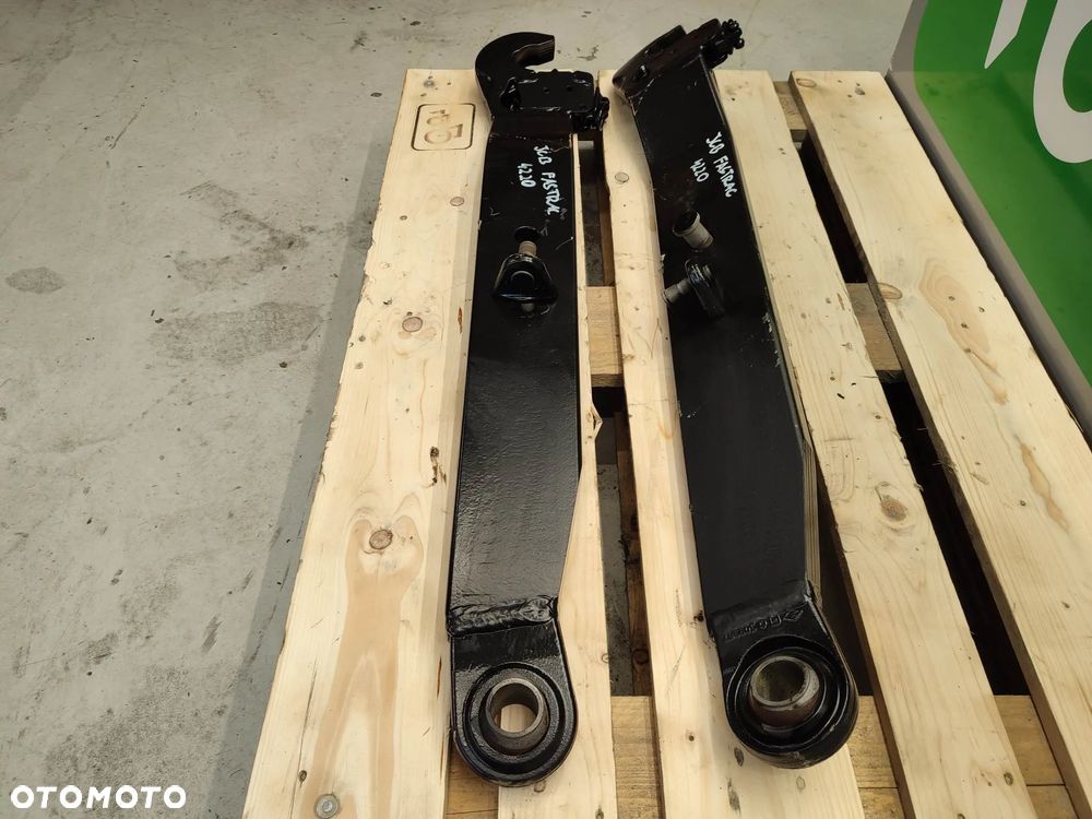 Dolne ramię podnośnika JCB Fastrac 4220 (309867) - 7
