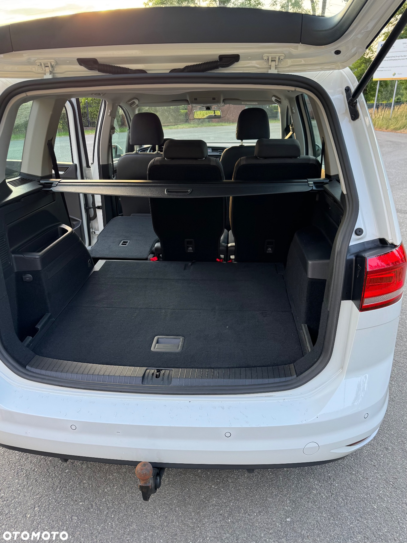 Volkswagen Touran 1.6 TDI BMT SCR Trendline - 10