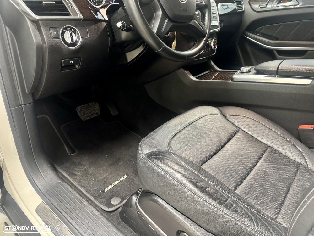 Mercedes-Benz GL 350 BlueTEC 4-Matic - 40