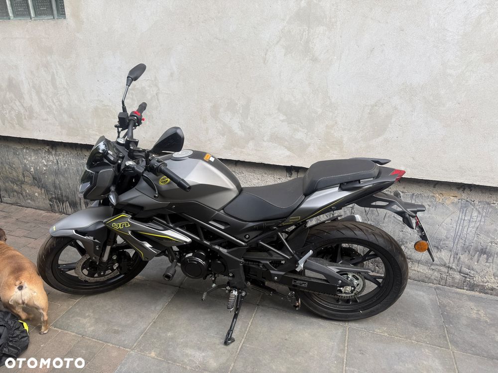 Benelli BN 125 - 12