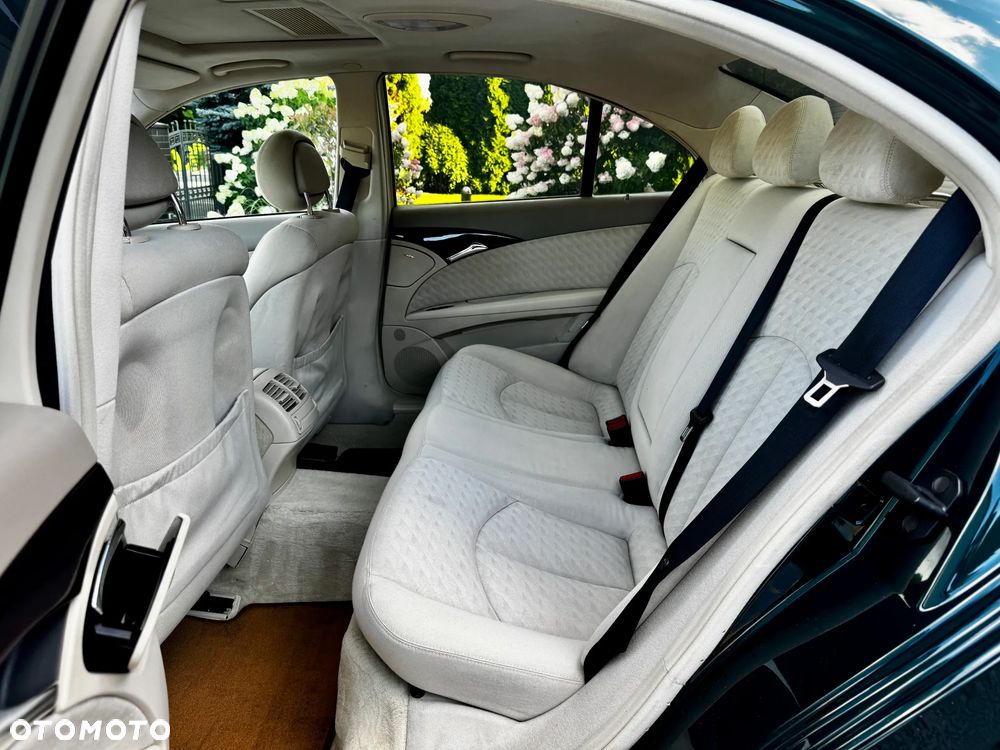 Mercedes-Benz Klasa E 200 CDI Automatik Classic - 30