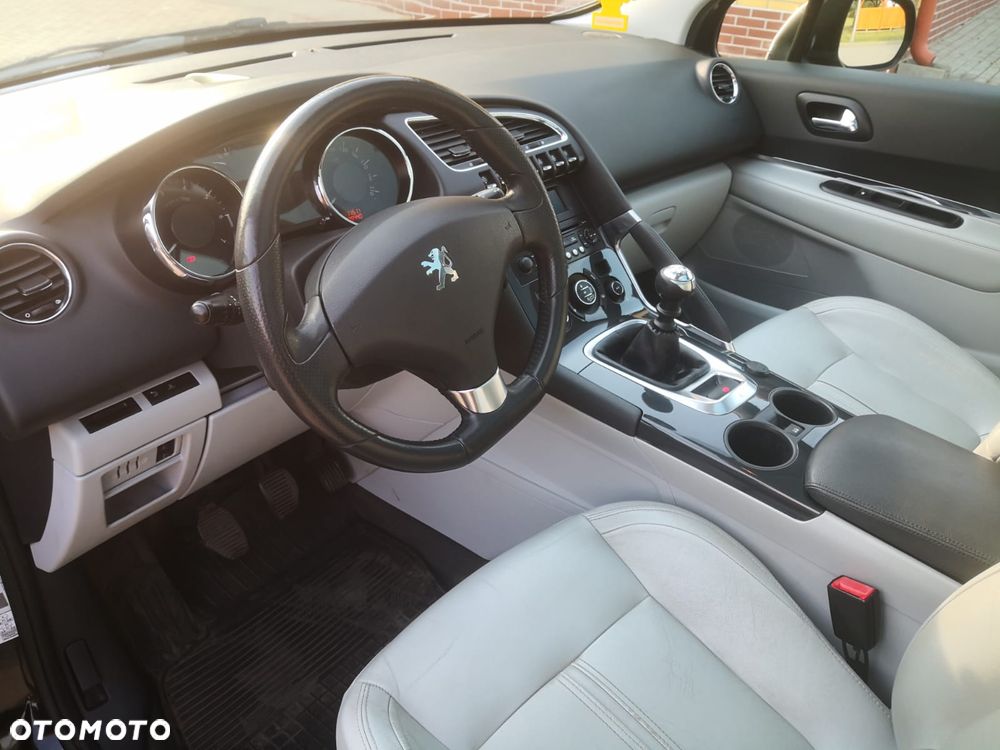 Peugeot 3008 1.6 Premium - 14
