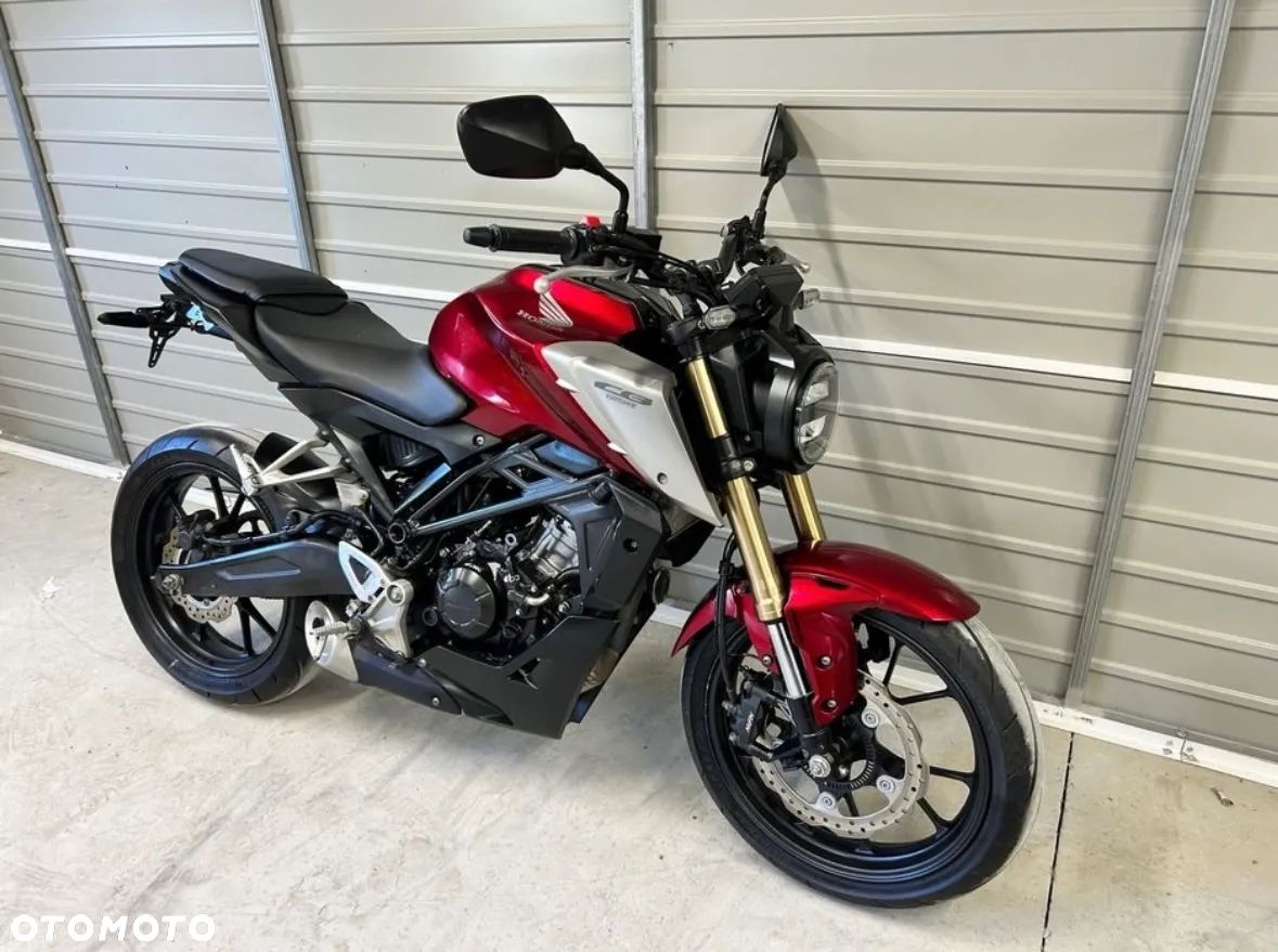 Honda CB - 1