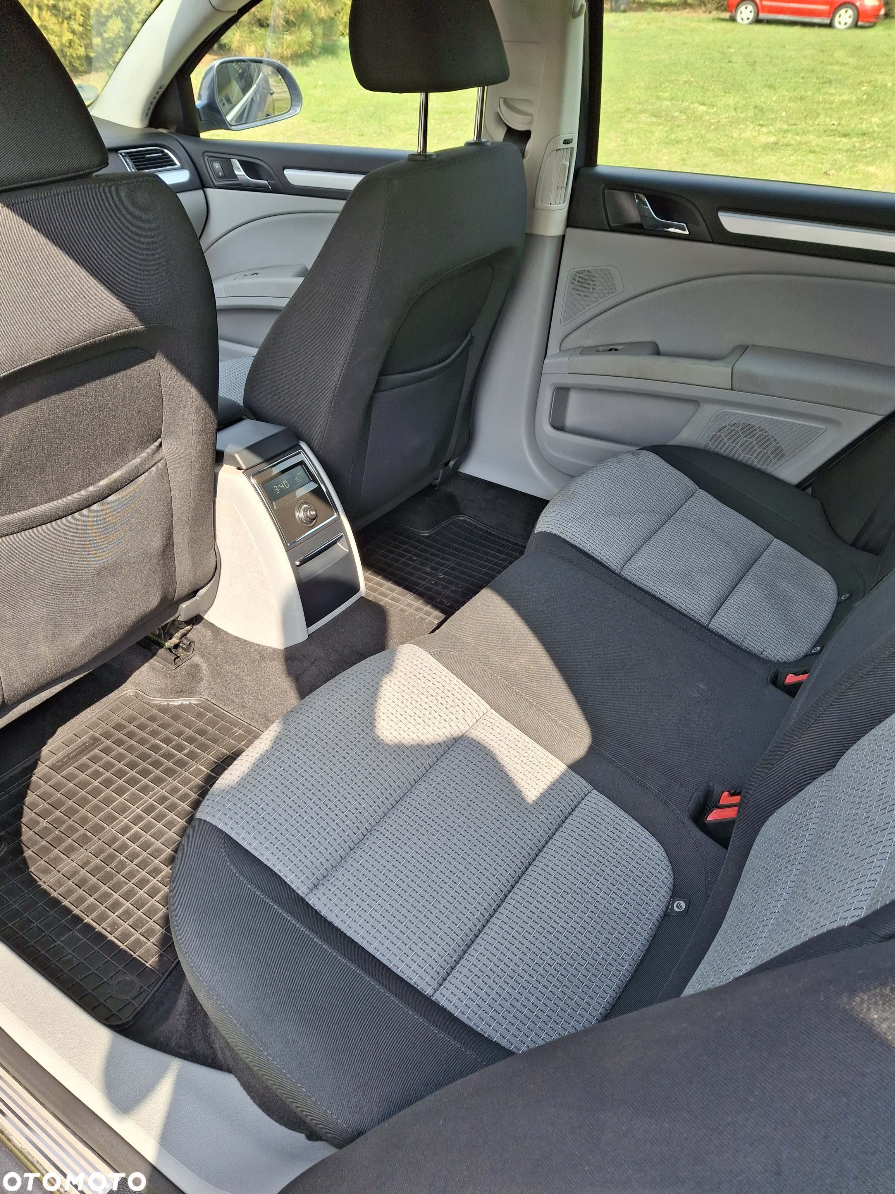 Skoda Superb 1.8 TSI Comfort DSG - 11