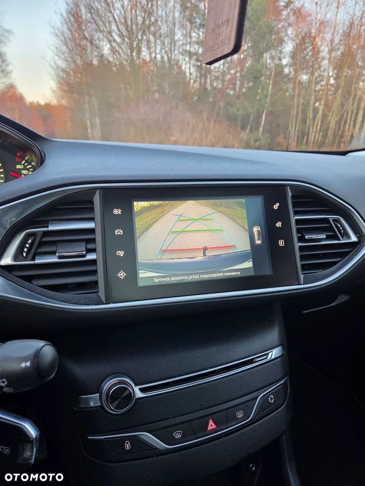 Peugeot 308 BlueHDi FAP 120 Stop & Start Allure - 10