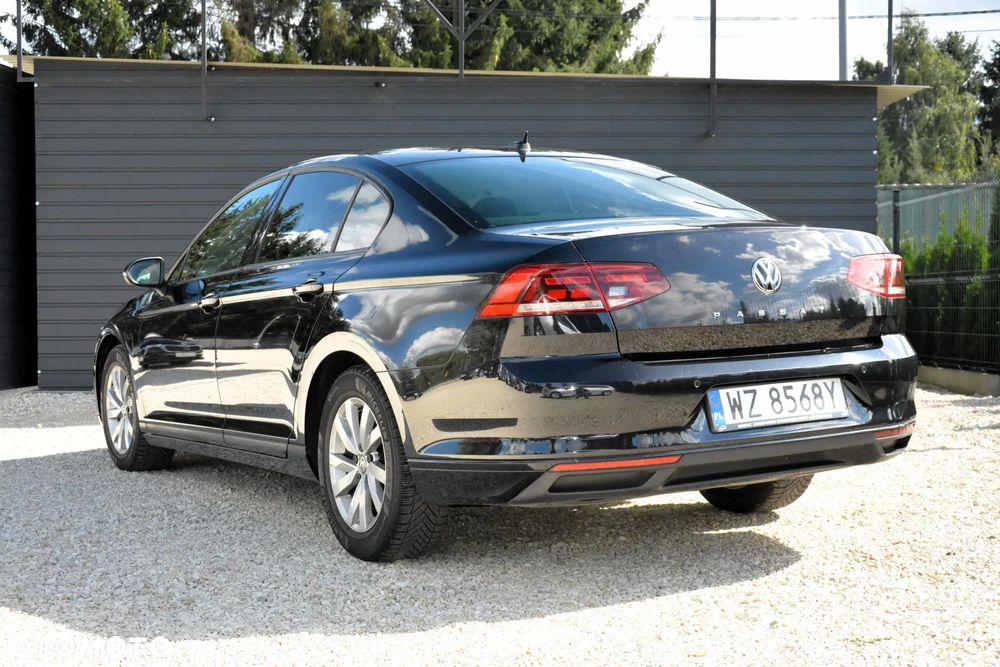 Volkswagen Passat 2.0 TDI EVO Essence DSG - 5