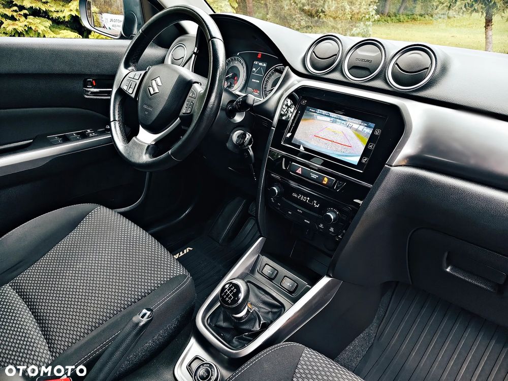 Suzuki Vitara 1.4 Boosterjet Allgrip Comfort+ - 29