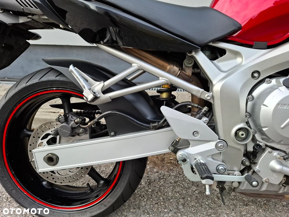 Yamaha FZ6 - 15