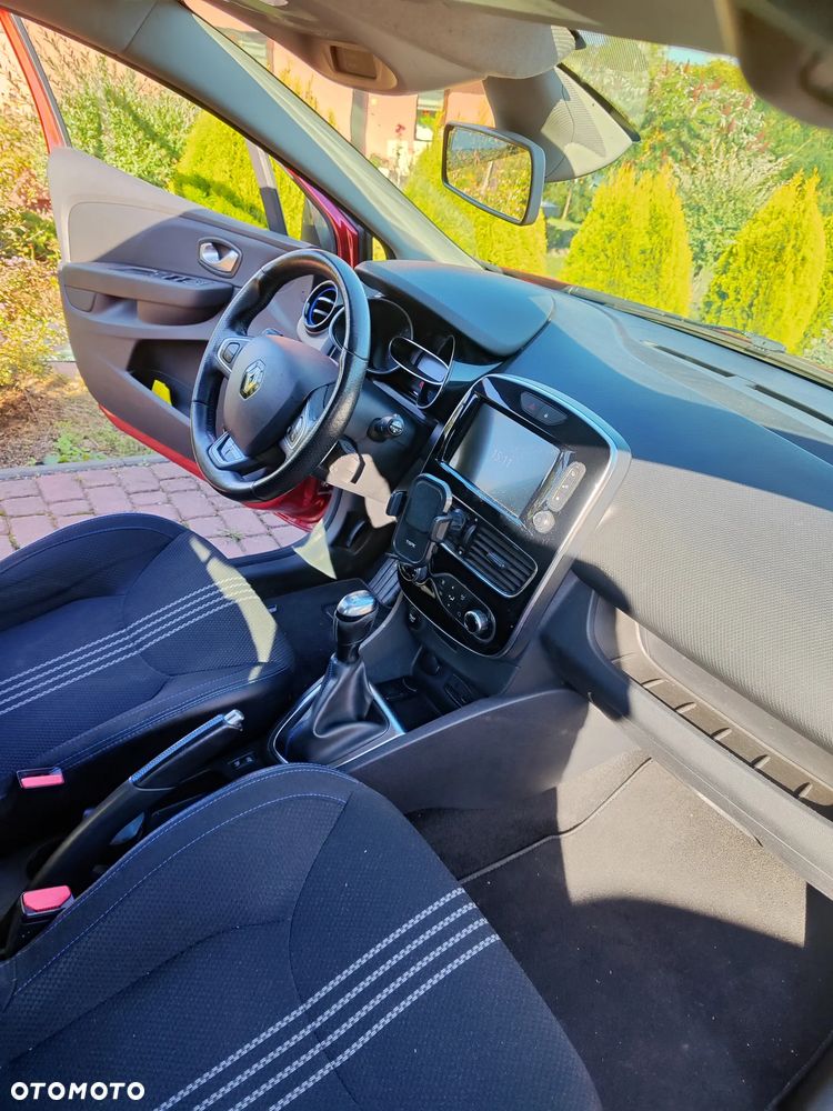 Renault Clio - 9