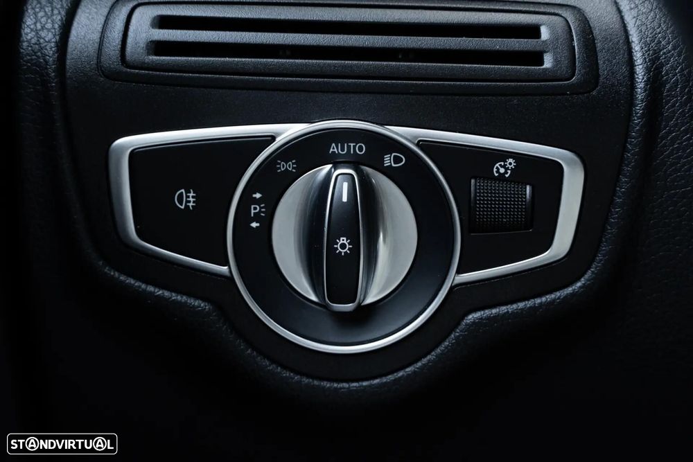Mercedes-Benz GLC 300 e Coupe 4Matic - 59