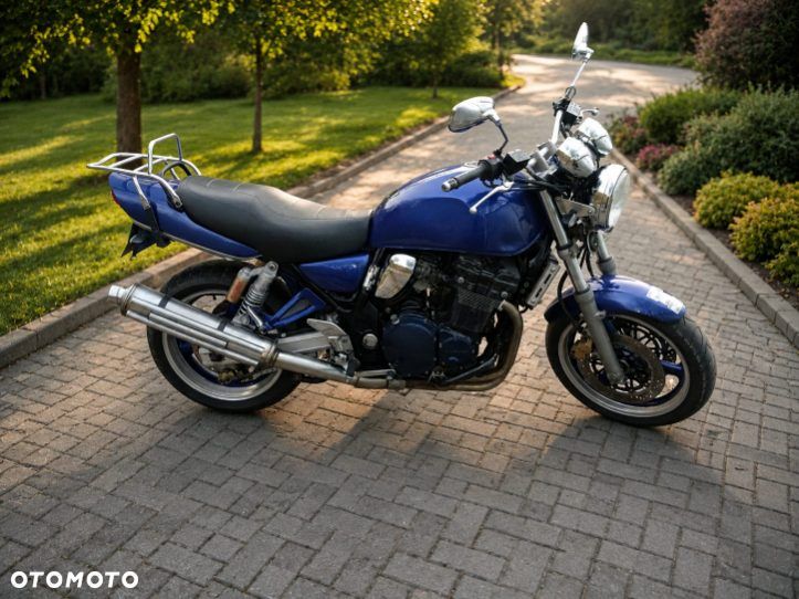 Suzuki GSX - 1