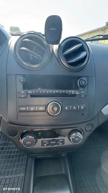 Chevrolet Aveo - 17