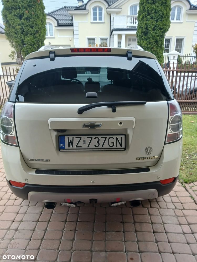 Chevrolet Captiva 3.0 V6 LTZ - 3