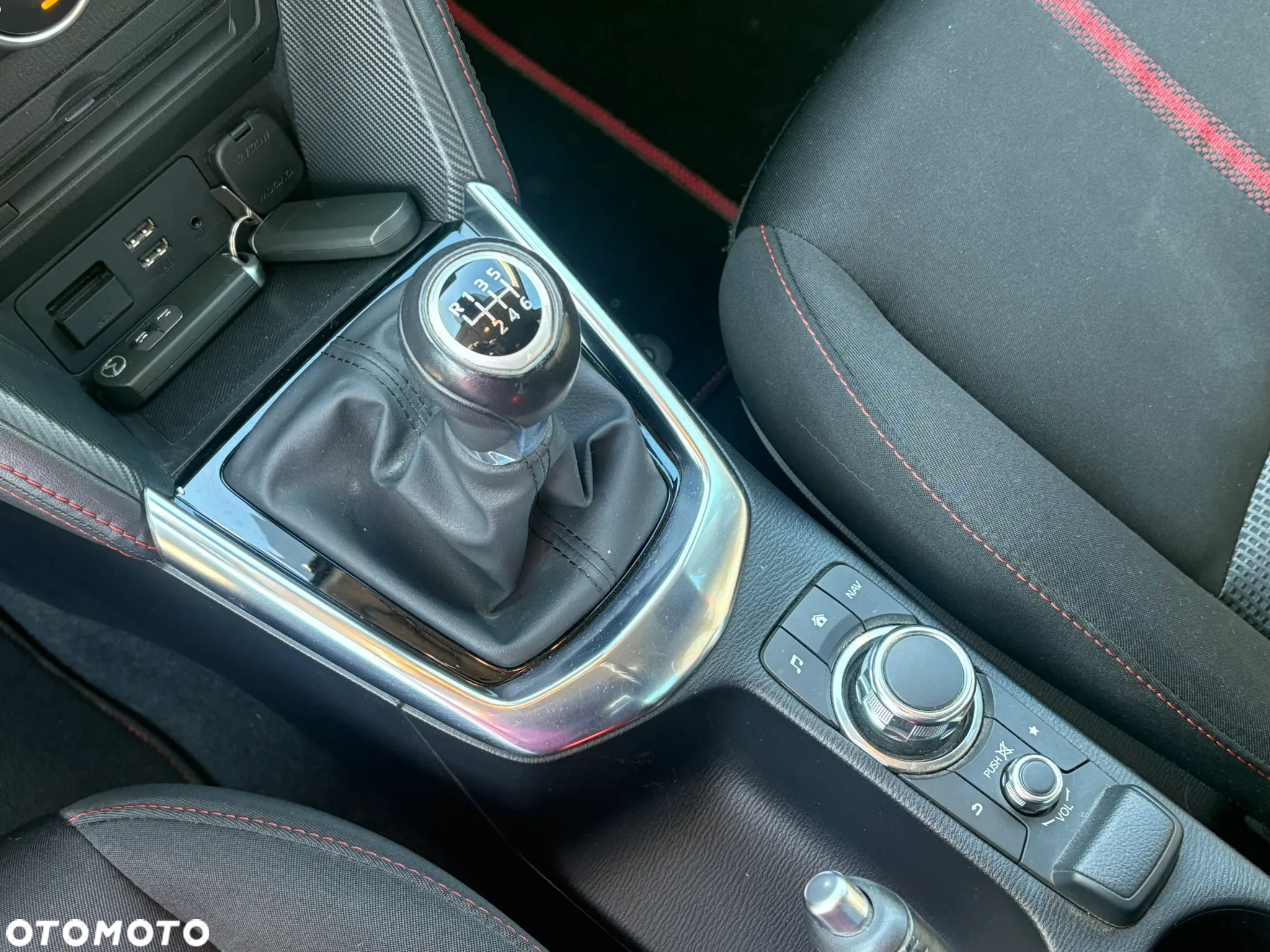 Mazda 2 SKYACTIV-D 105 Exclusive-Line - 28