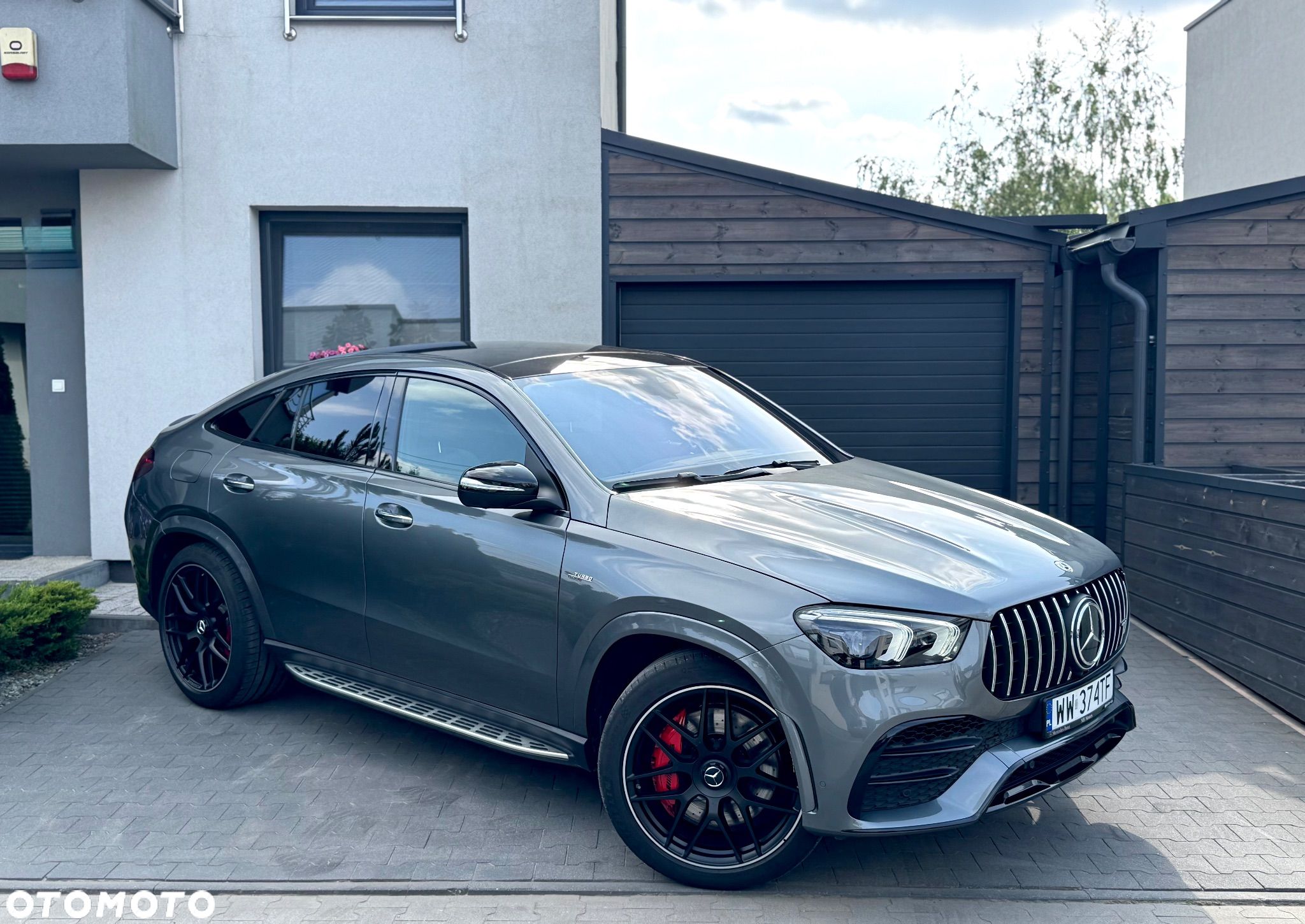 Mercedes-Benz GLE - 1