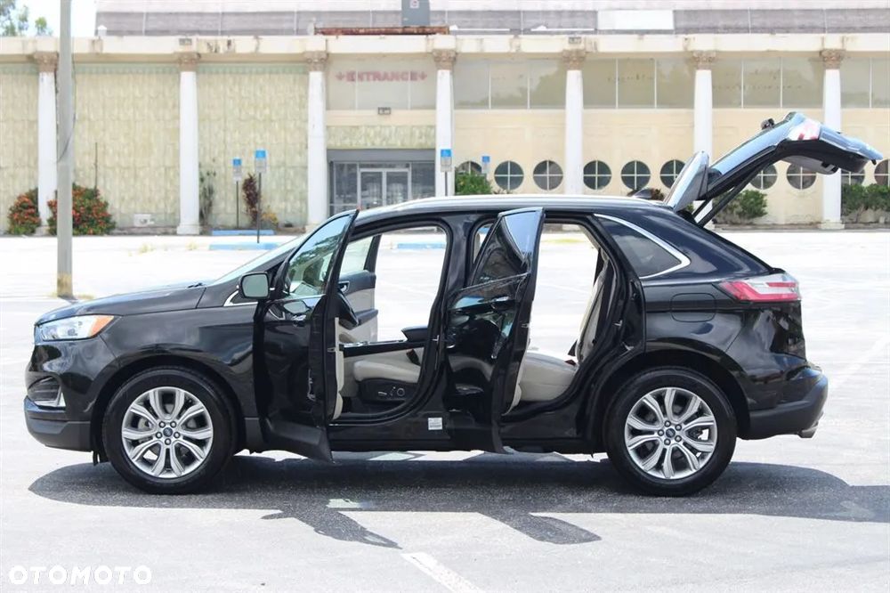 Ford Edge - 5